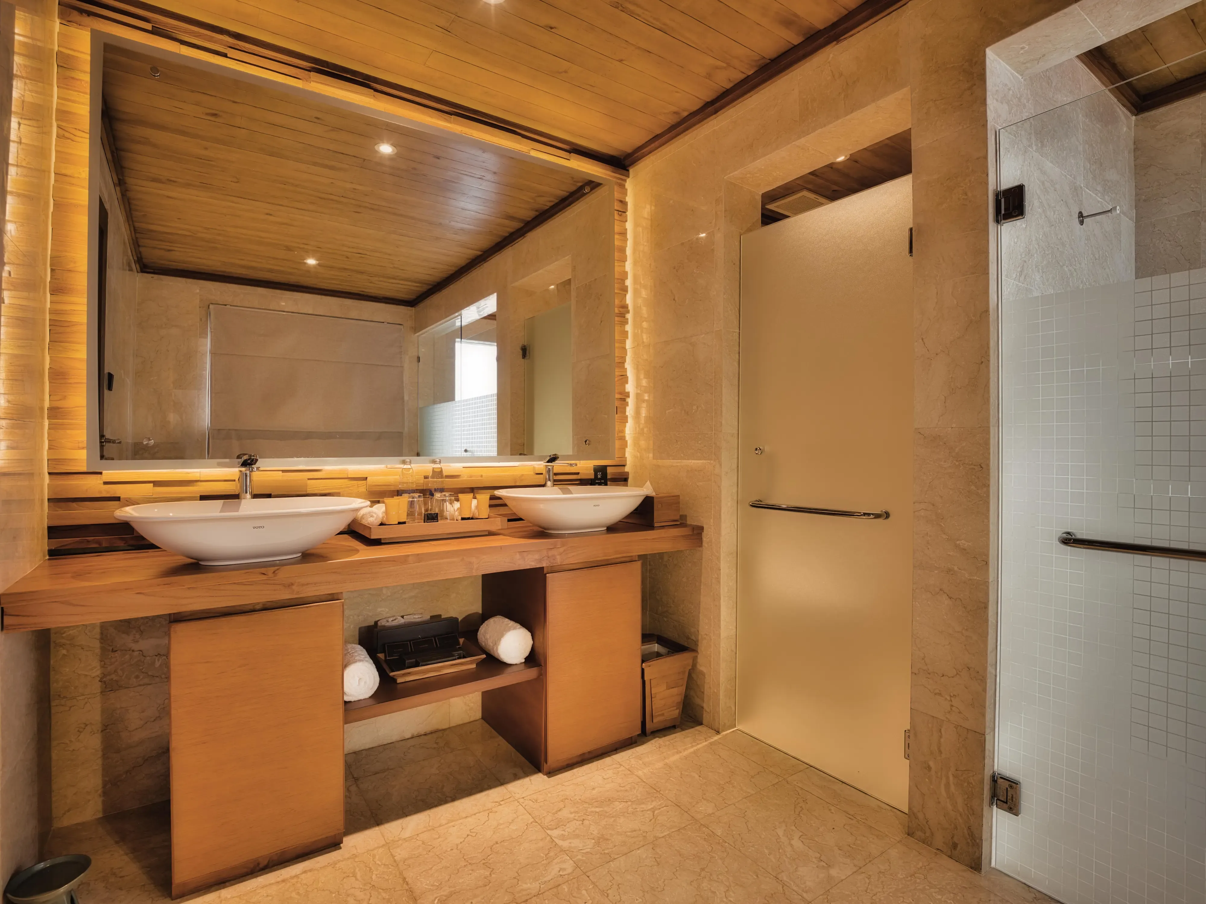 Volcano-Vista-Villa-4